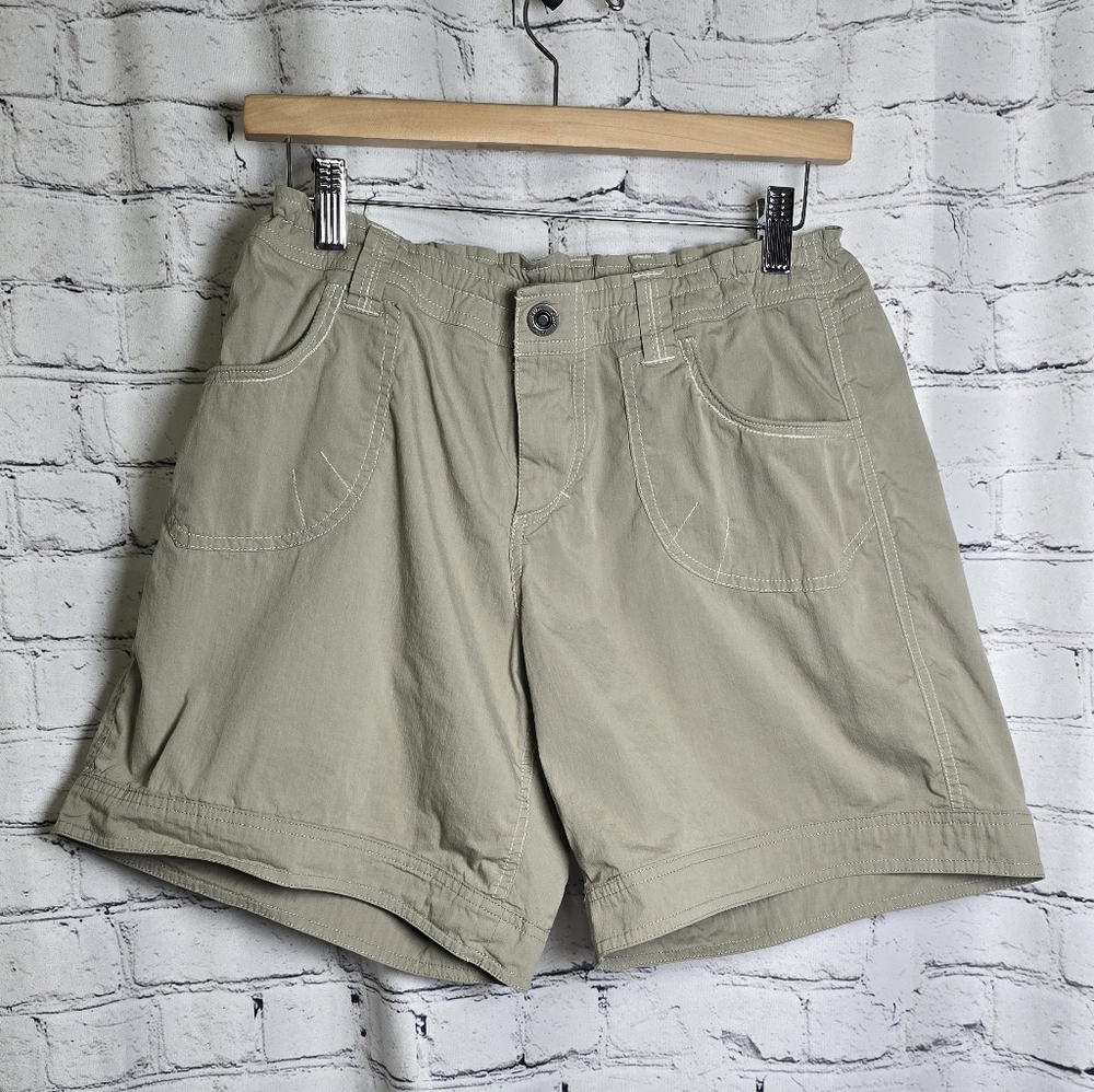 Kuhl Women's Khaki Shorts Size‎ 14